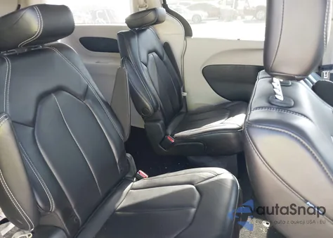 2023 Chrysler Pacifica Touring L z USA, uszkodzony, nr VIN 2C4RC1BGXPR613094